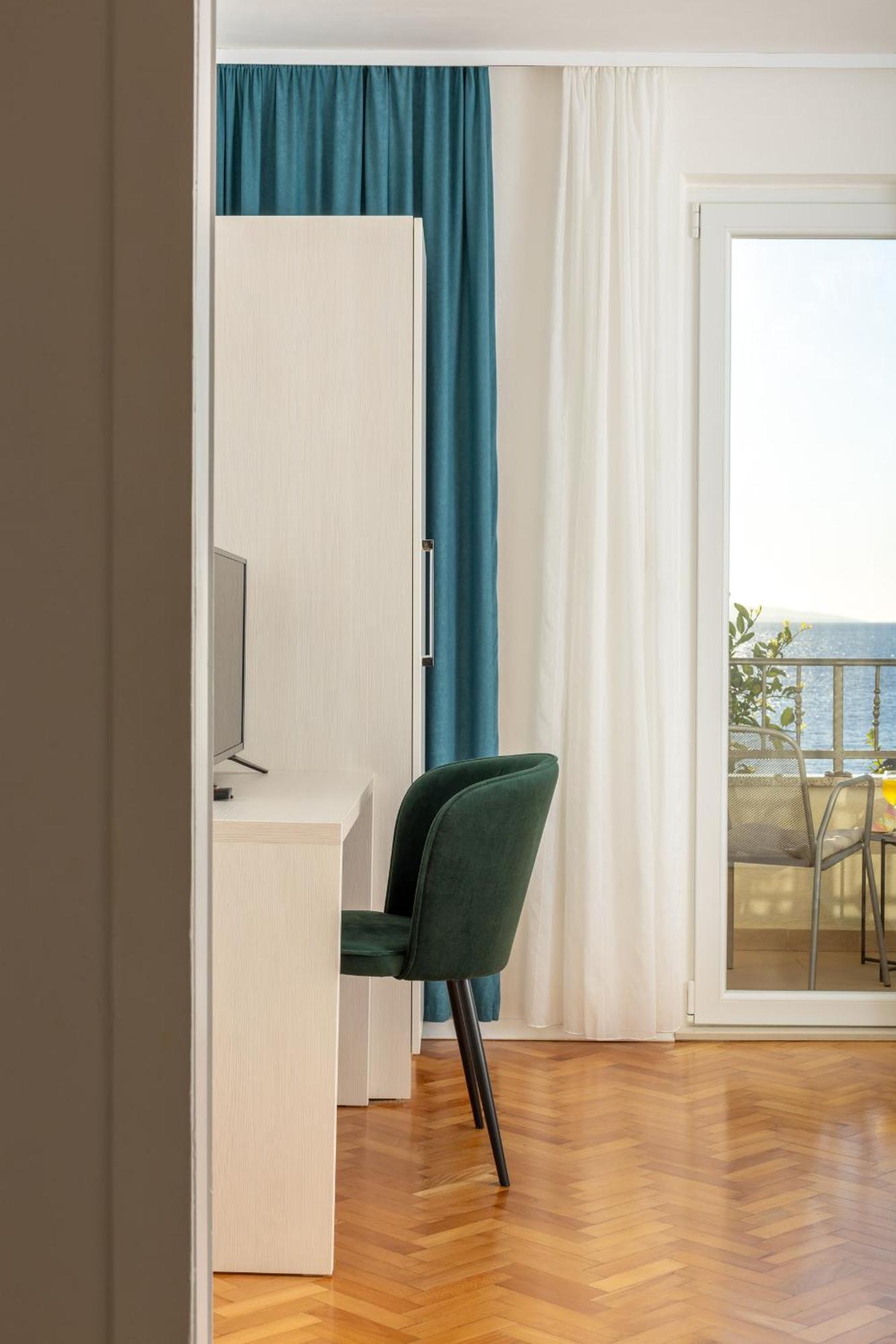 Apartments Sisaric Podgora Exterior foto